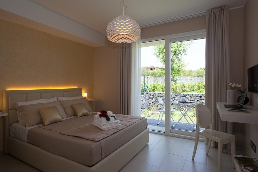 Etna Charme Bed & Breakfast Mascalucia Room photo